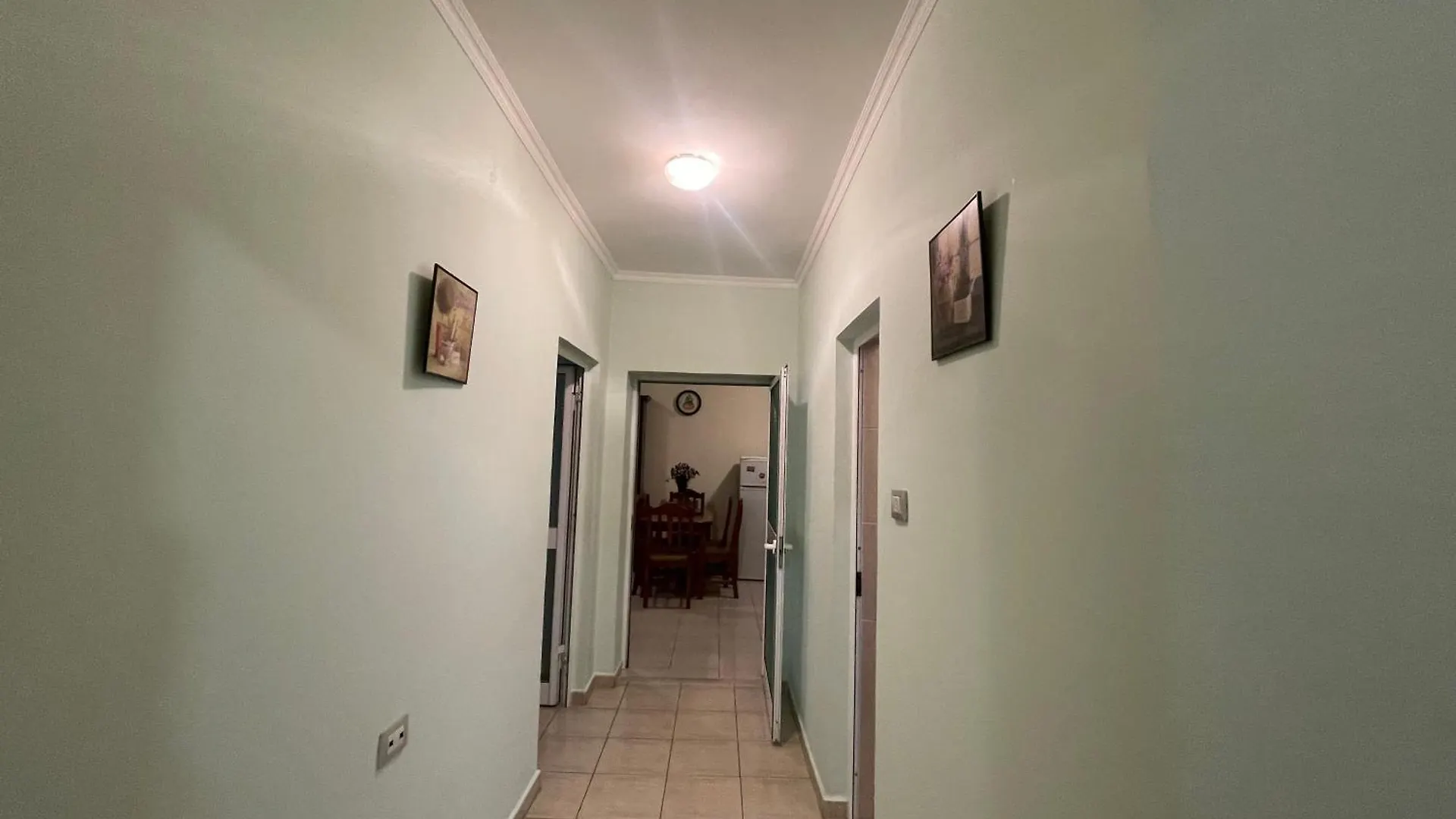 Aza Central Apartment 地拉那