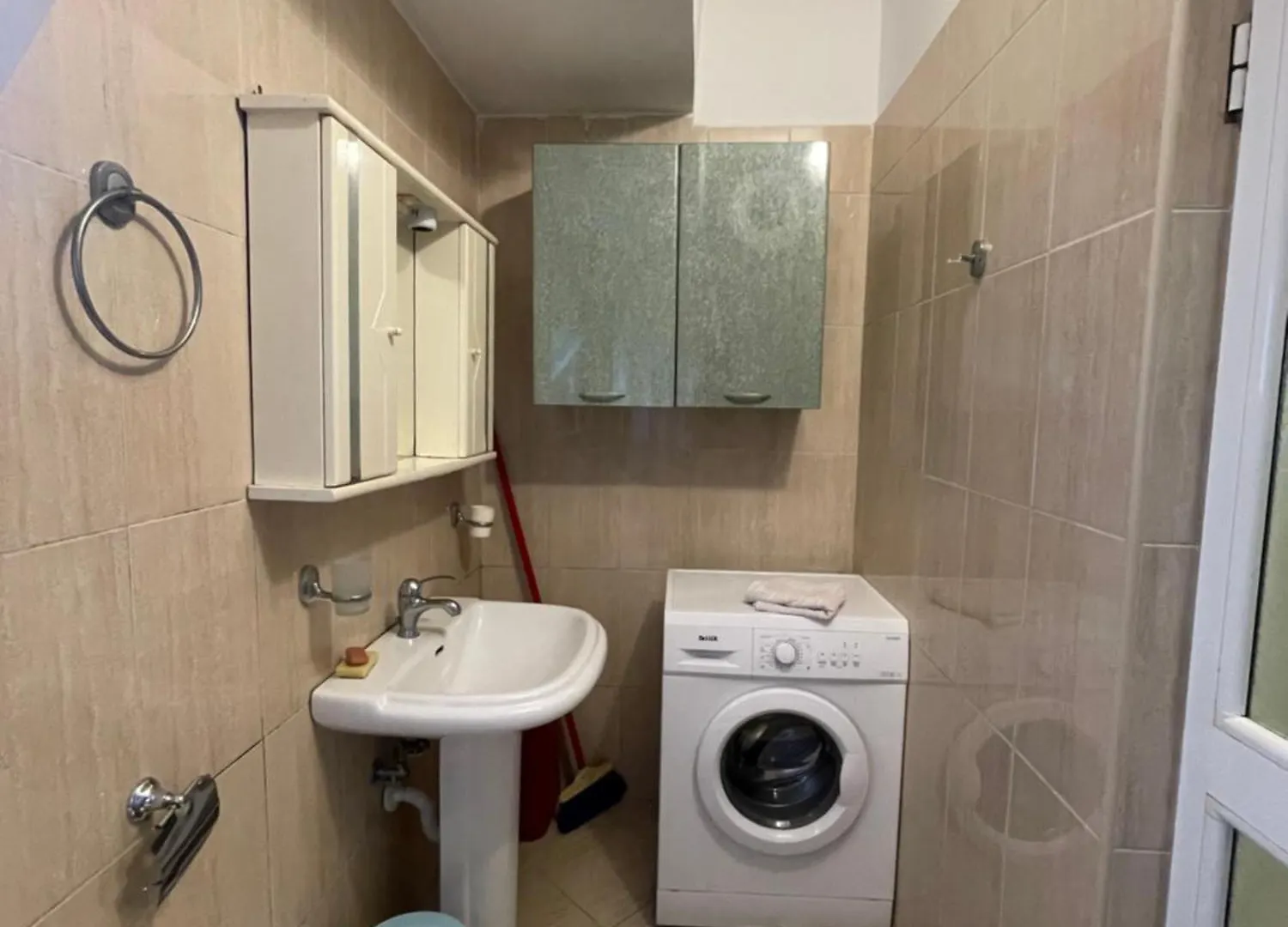 Aza Central Apartment 地拉那